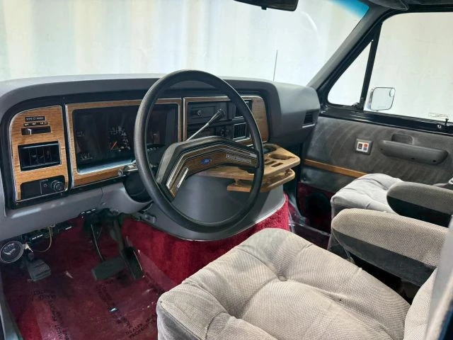 1988 Ford Econoline Van - Image 14 of 31