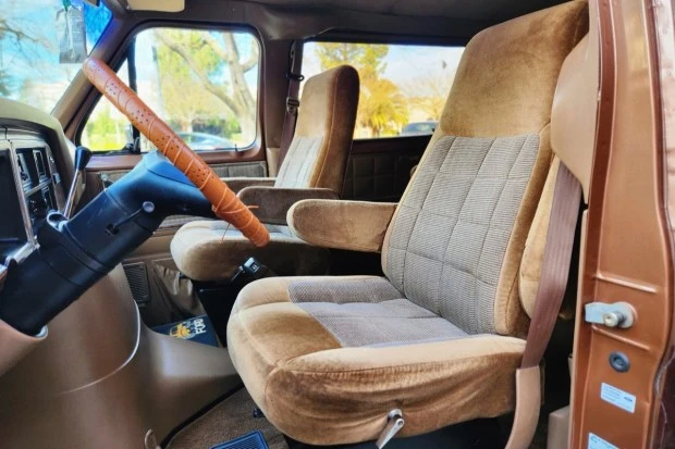 1988 Ford Econoline Van - Image 4 of 8
