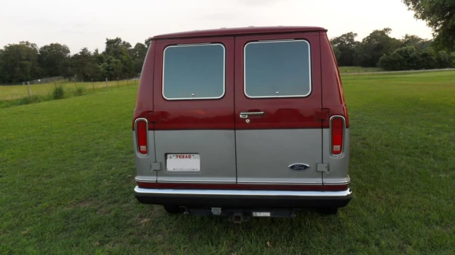 1988 Ford Econoline Van - Image 6 of 24