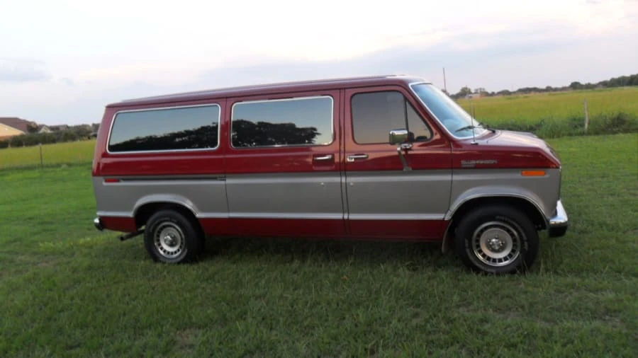 1988 Ford Econoline Van - Image 2 of 24