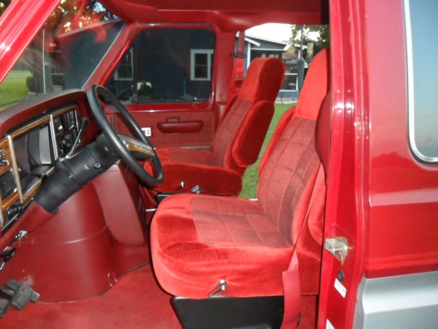 1988 Ford Econoline Van - Image 9 of 24