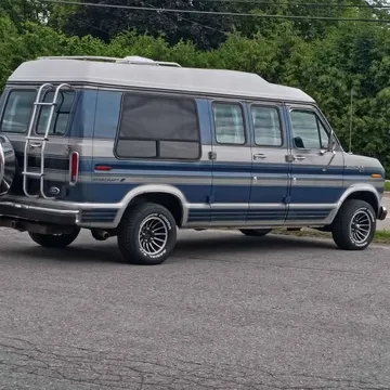 1988 Ford E150 Passenger