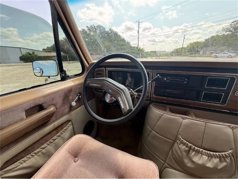 1988 Ford Econoline Van - Image 5 of 21