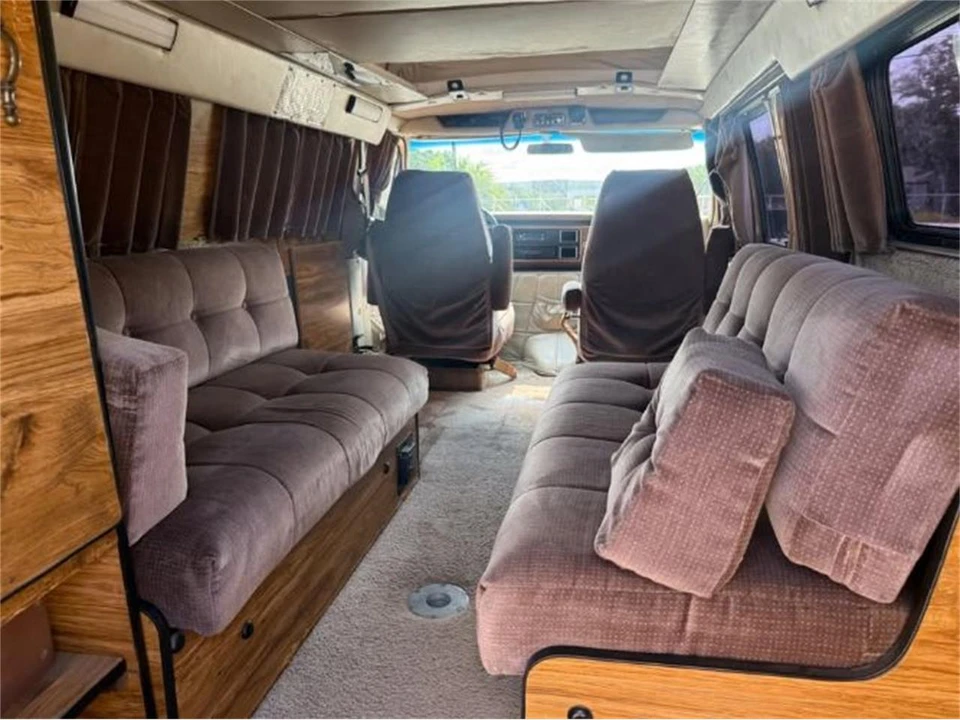 1988 Ford Econoline Van - Image 15 of 21