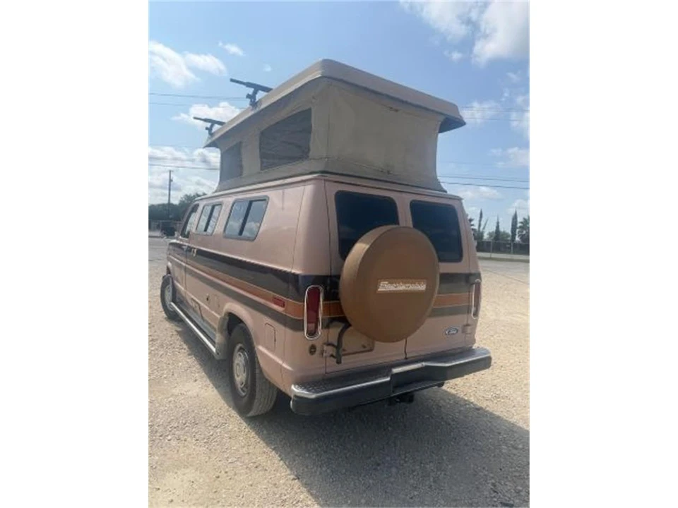 1988 Ford Econoline Van - Image 16 of 21