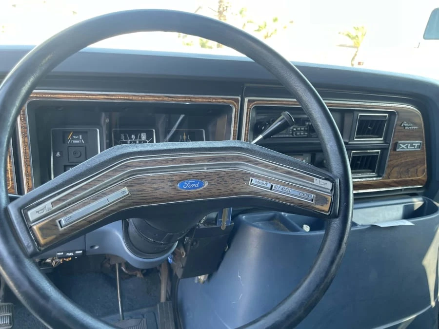 1988 Ford Econoline Van - Image 12 of 23