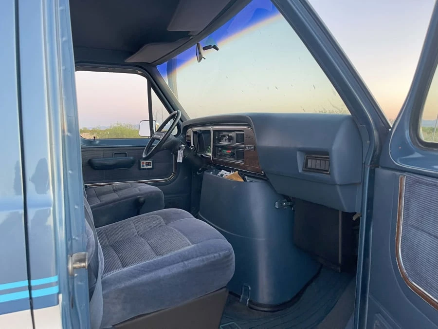 1988 Ford Econoline Van - Image 15 of 23