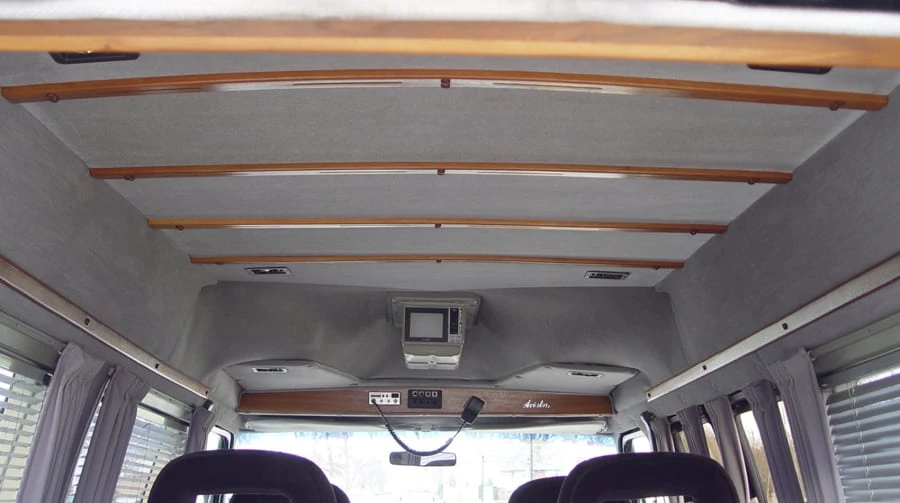 1988 Ford Econoline Van - Image 8 of 12