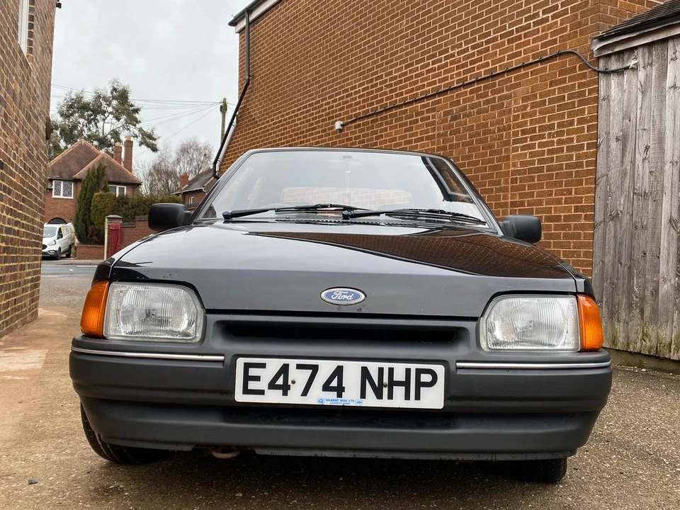 1987 Ford Escort - Image 8 of 30
