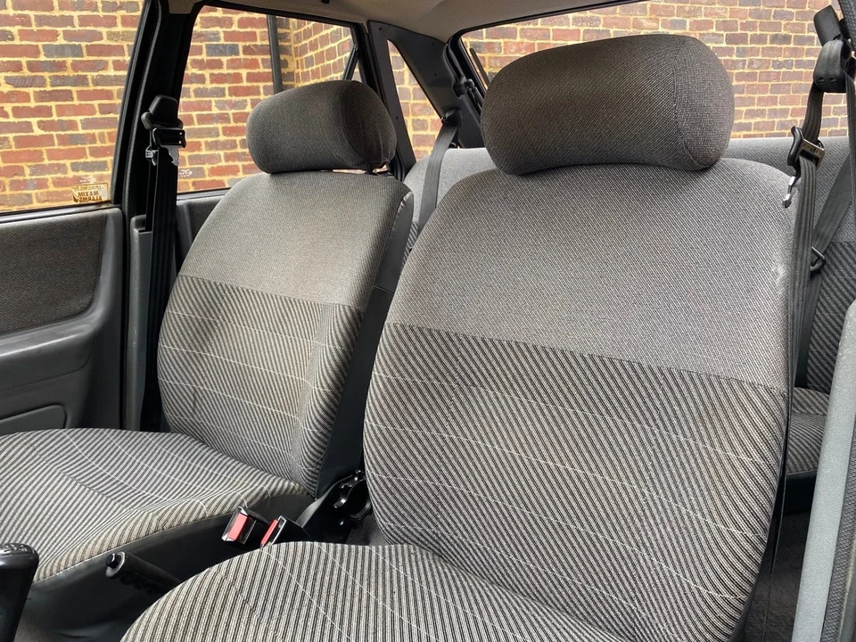 1987 Ford Escort - Image 28 of 30
