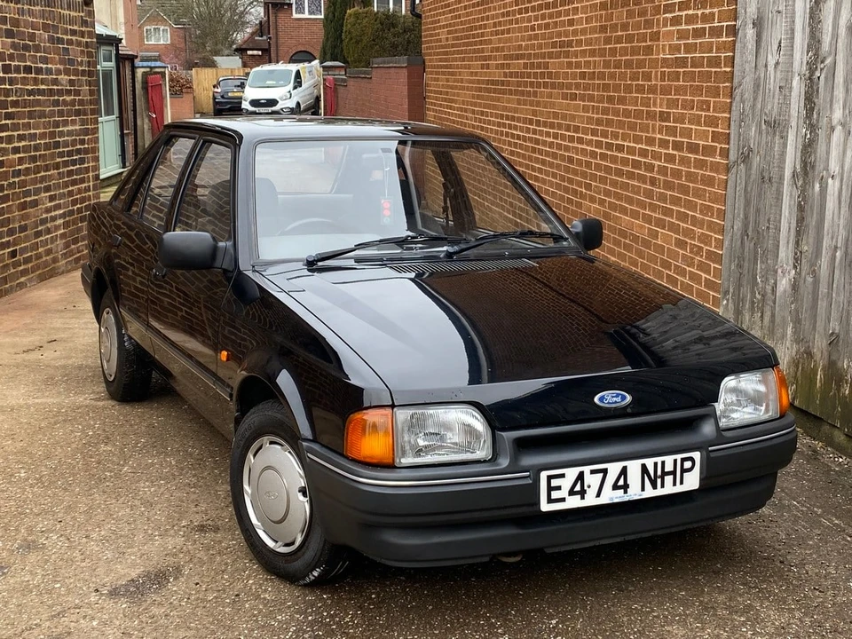 1987 Ford Escort - Image 10 of 30