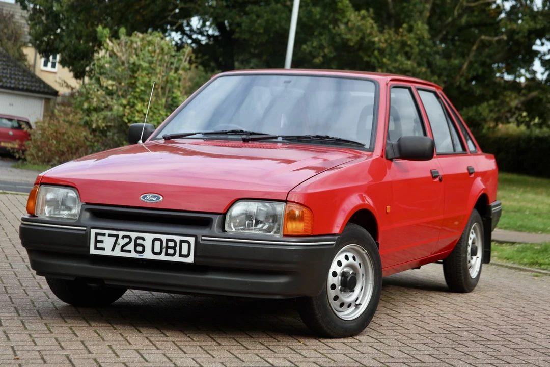 1988 Ford Escort - Image 2 of 30