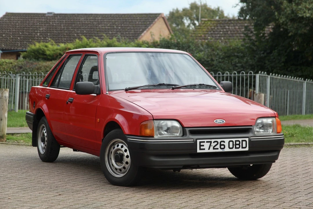 1988 Ford Escort - Image 3 of 30