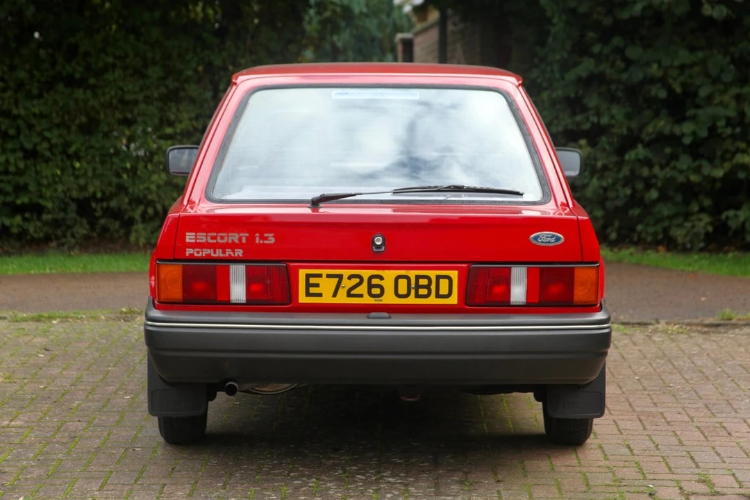 1988 Ford Escort - Image 5 of 30