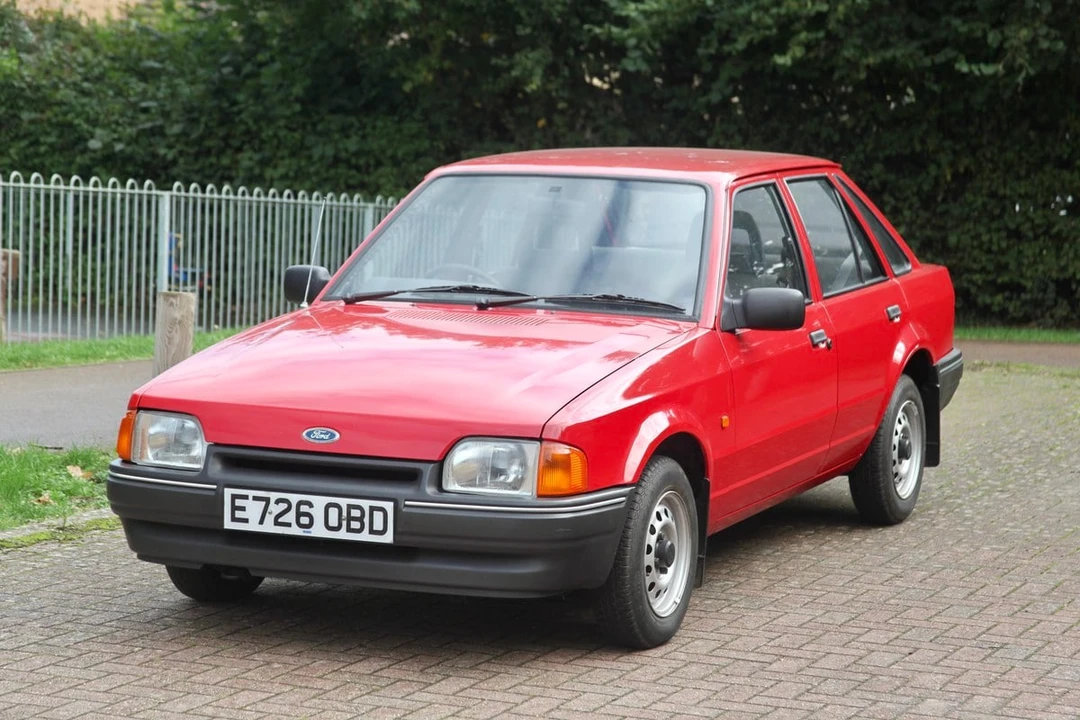 1988 Ford Escort - Image 10 of 30