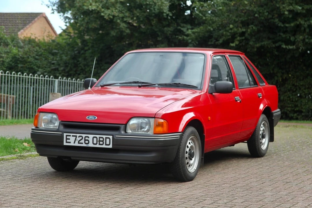 1988 Ford Escort - Image 12 of 30