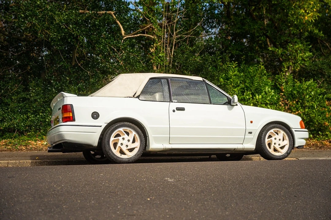1988 Ford Escort - Image 24 of 30