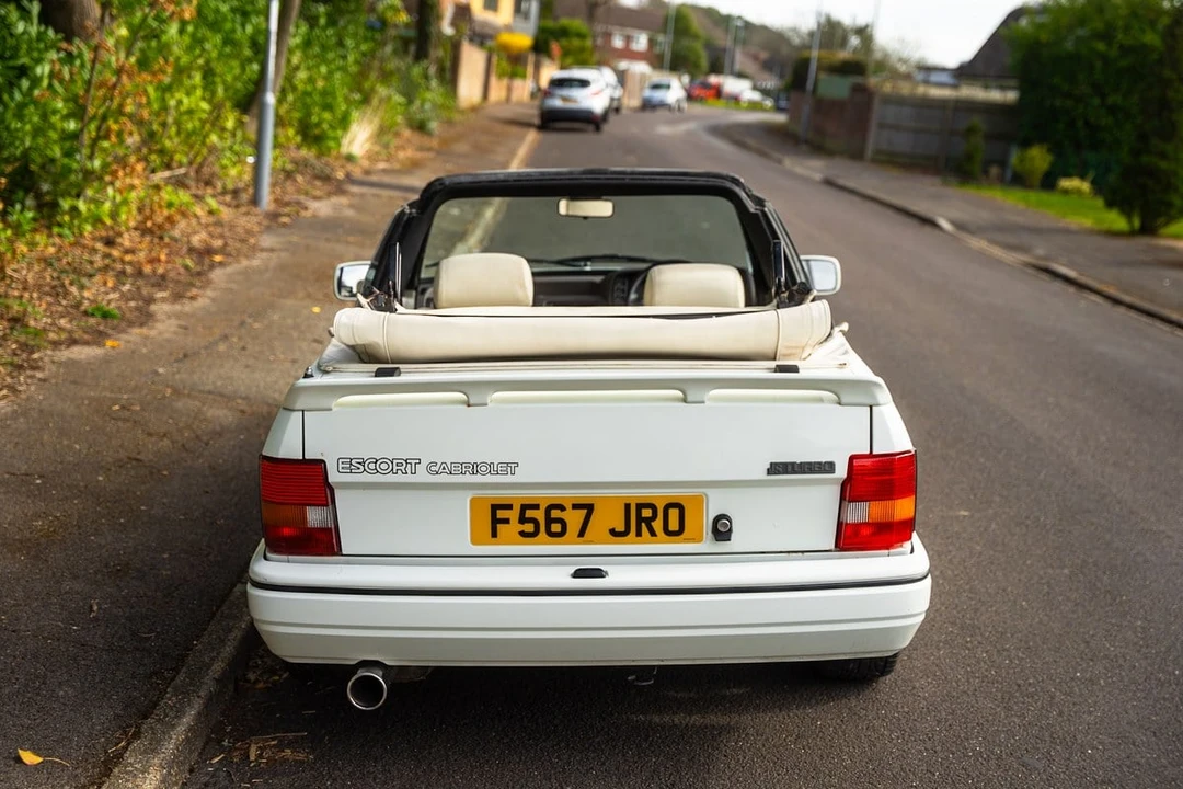 1988 Ford Escort - Image 13 of 30