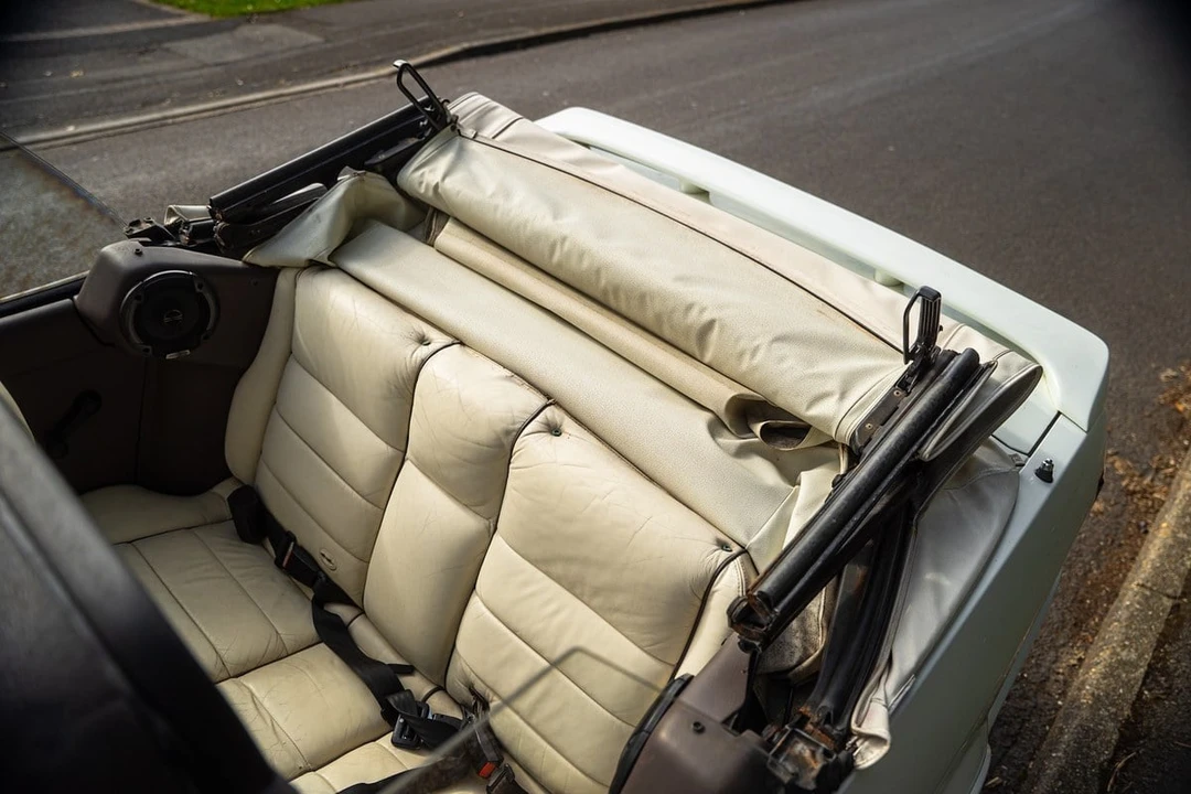 1988 Ford Escort - Image 8 of 30