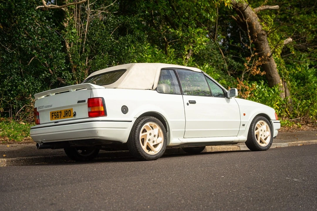 1988 Ford Escort - Image 23 of 30