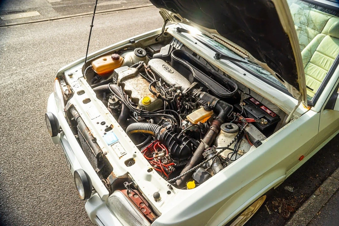 1988 Ford Escort - Image 9 of 30