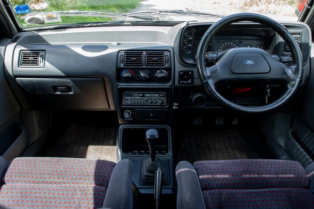 1988 Ford Escort - Image 21 of 30