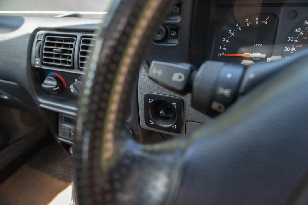 1988 Ford Escort - Image 29 of 30
