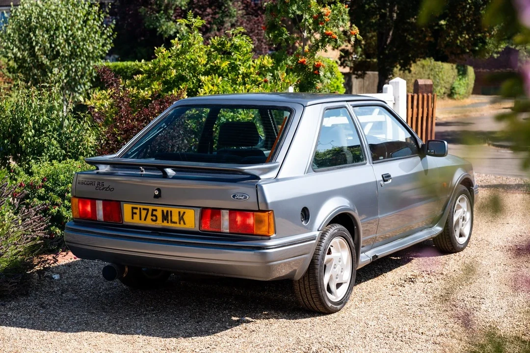 1988 Ford Escort - Image 11 of 31