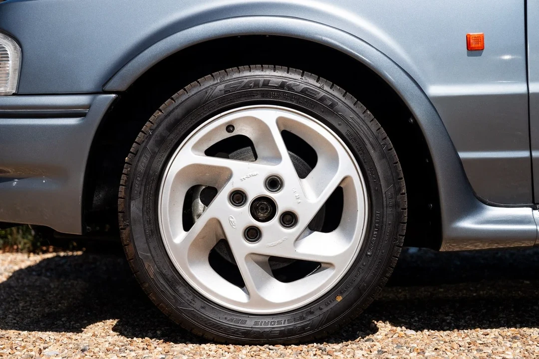1988 Ford Escort - Image 20 of 31