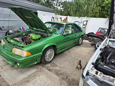 1988 Ford GT