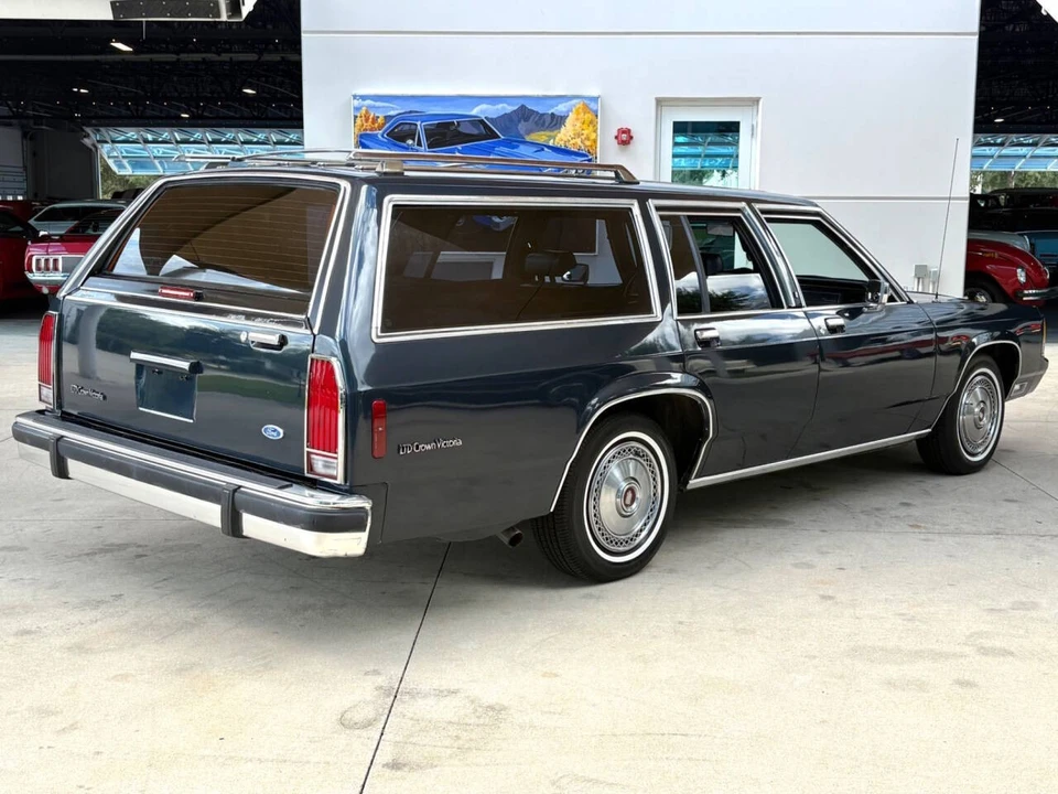 1988 Ford Crown Victoria - Image 6 of 31