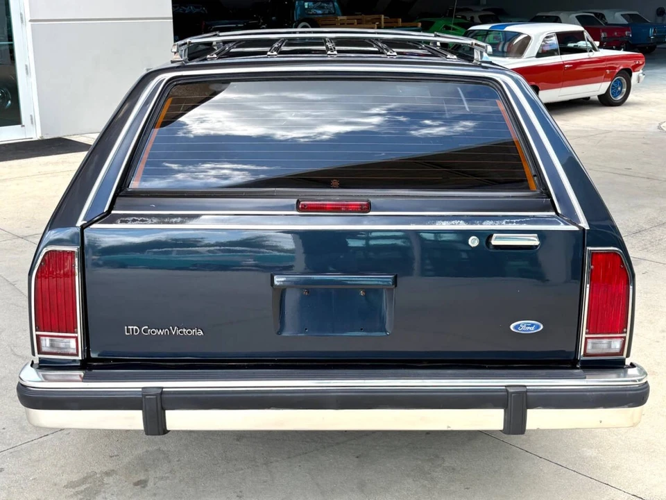 1988 Ford Crown Victoria - Image 8 of 31