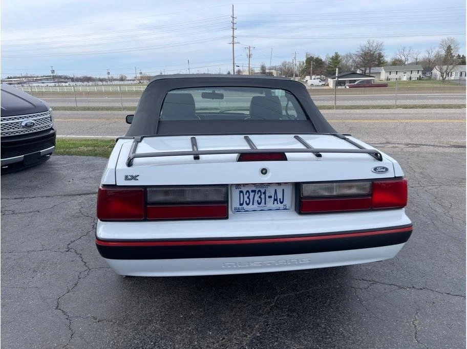 1988 Ford Mustang 3rd Gen - Image 6 of 18
