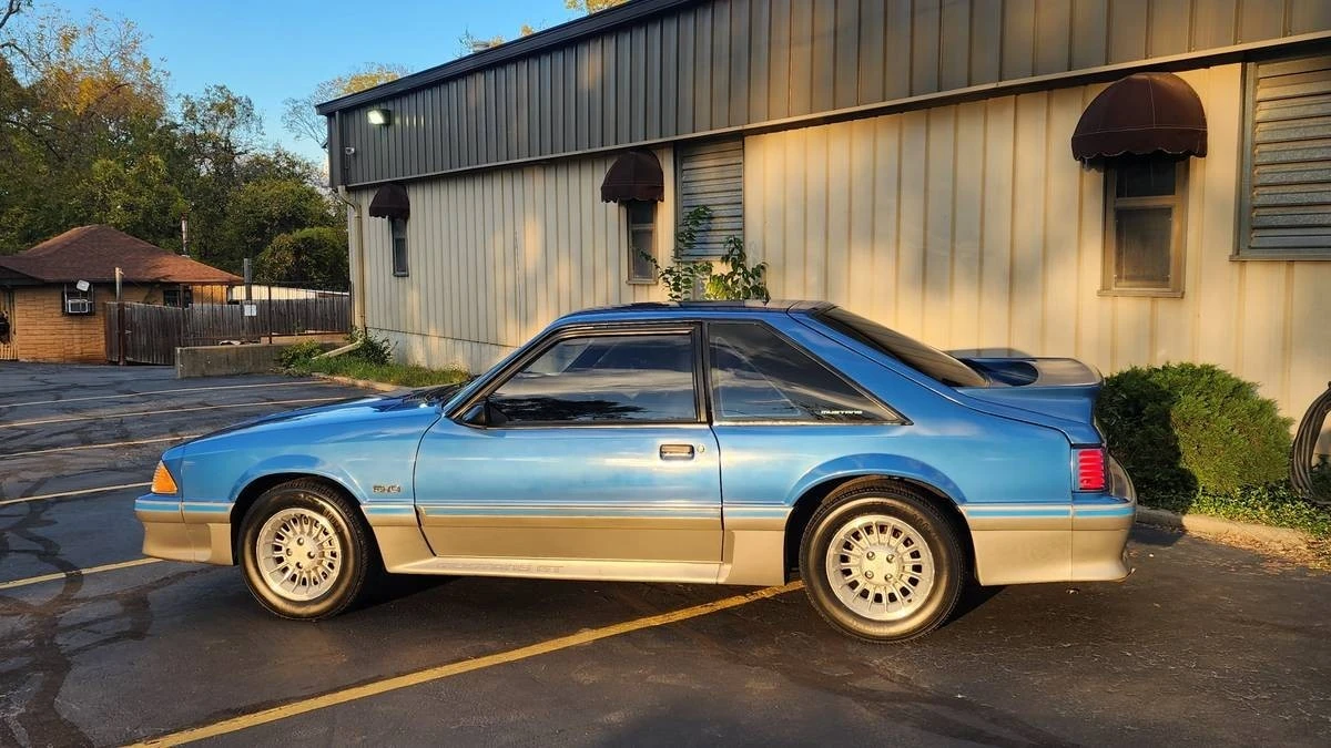 1988 Ford Mustang 3rd Gen - Image 2 of 21
