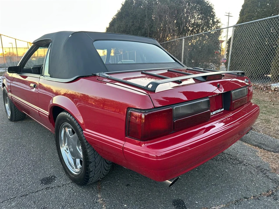 1988 Ford Mustang 3rd Gen - Image 4 of 31