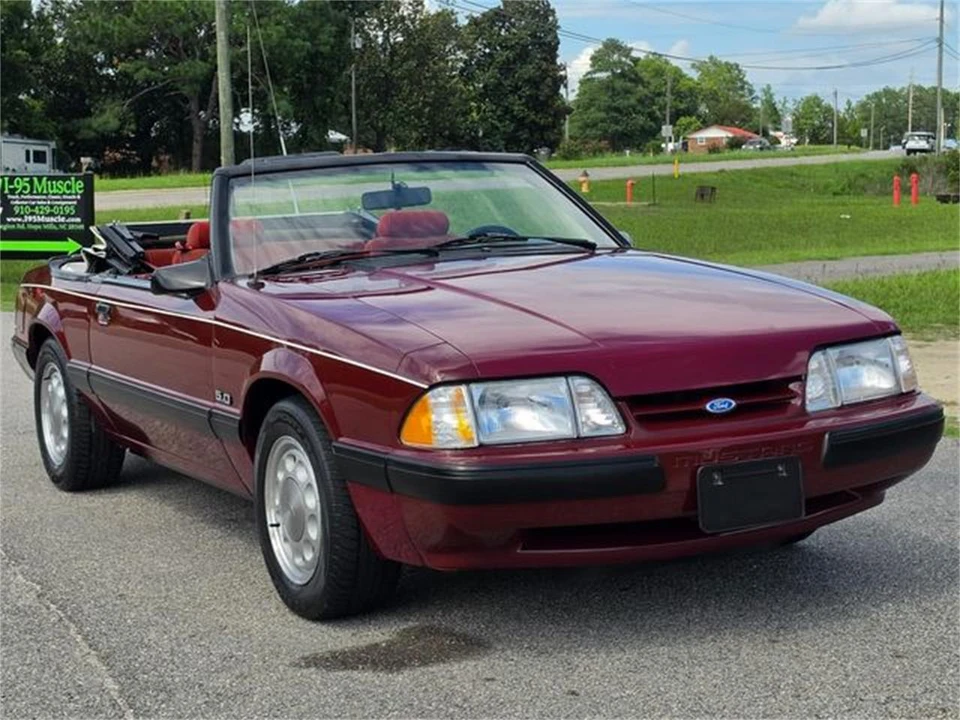 1988 Ford Mustang 3rd Gen - Image 4 of 31