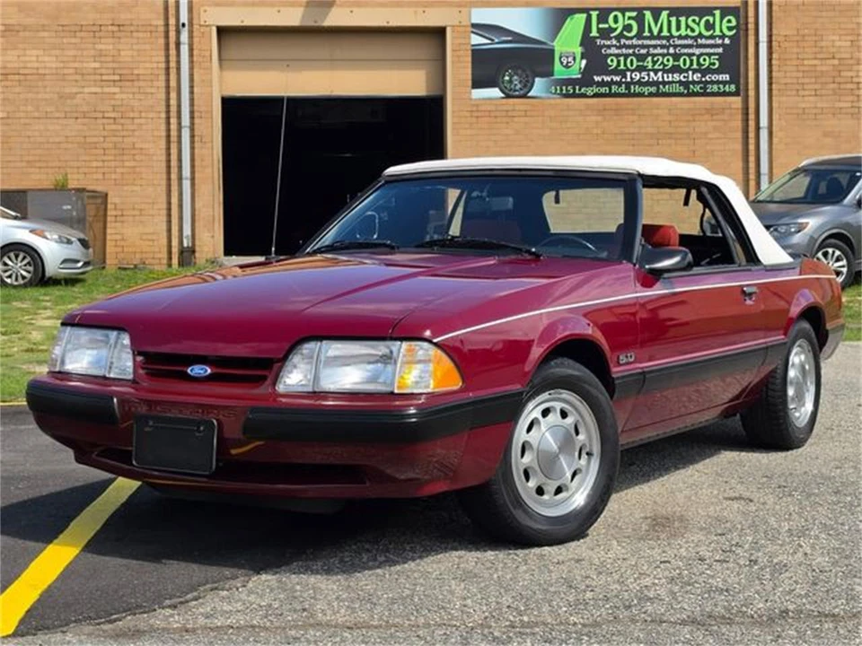 1988 Ford Mustang 3rd Gen - Image 14 of 31