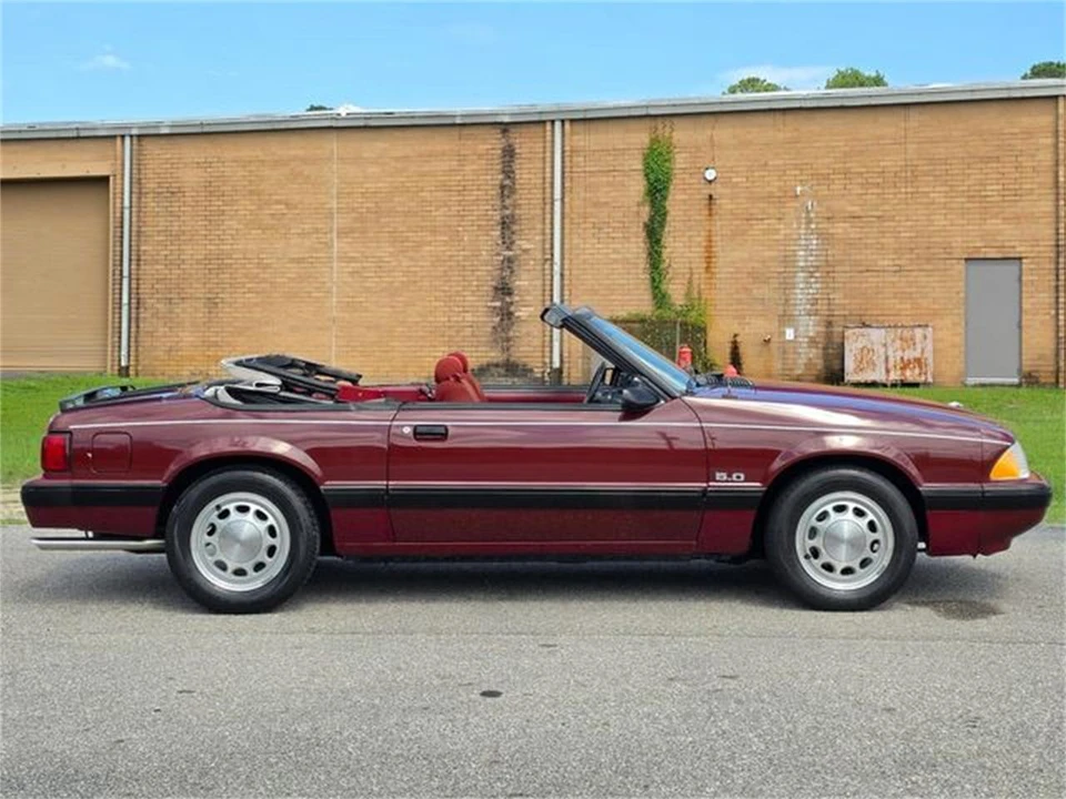 1988 Ford Mustang 3rd Gen - Image 6 of 31