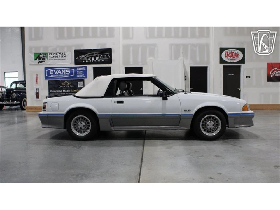 1988 Ford Mustang 3rd Gen - Image 21 of 31