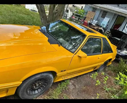 1988 Ford Mustang Coupe 2D