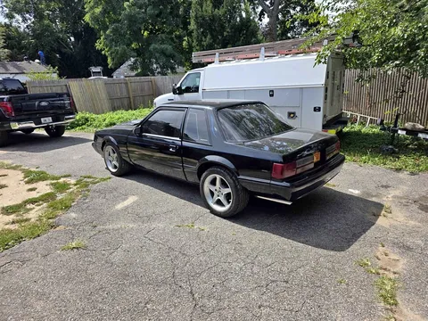 1988 Ford Mustang Coupe 2D