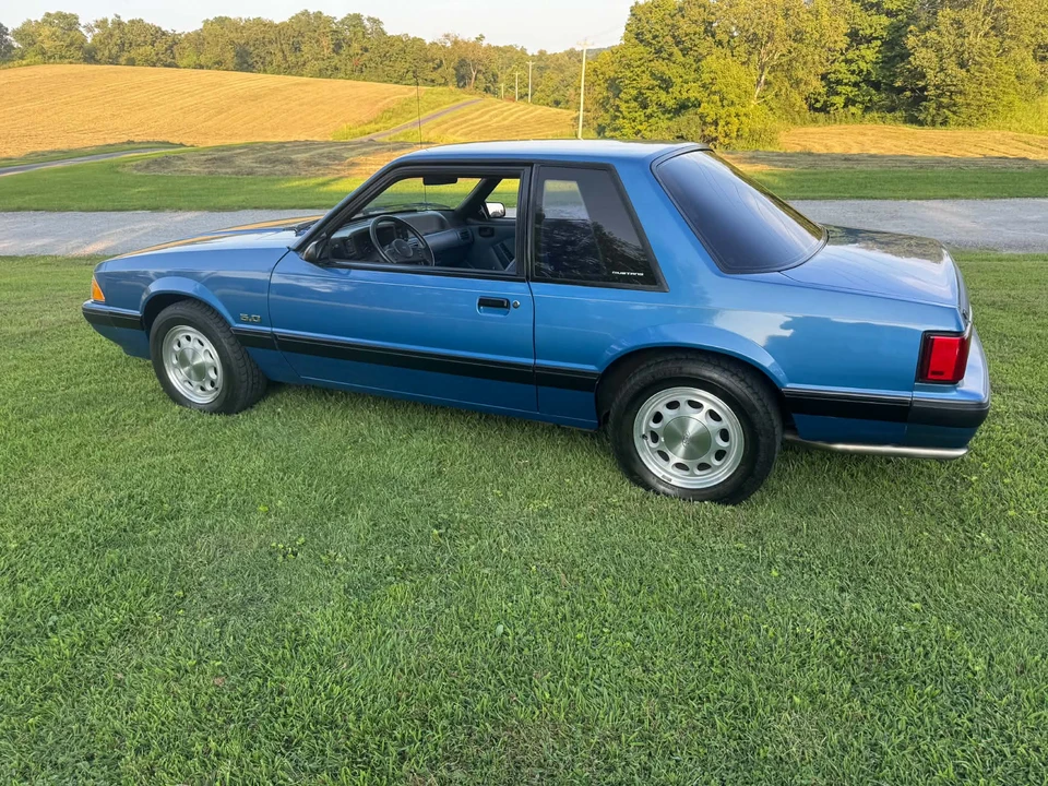 1988 Ford Mustang 3rd Gen - Image 28 of 31