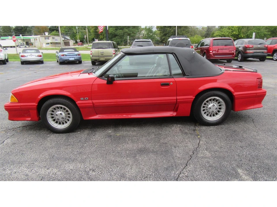 1988 Ford Mustang GT 3rd Gen - Image 11 of 31
