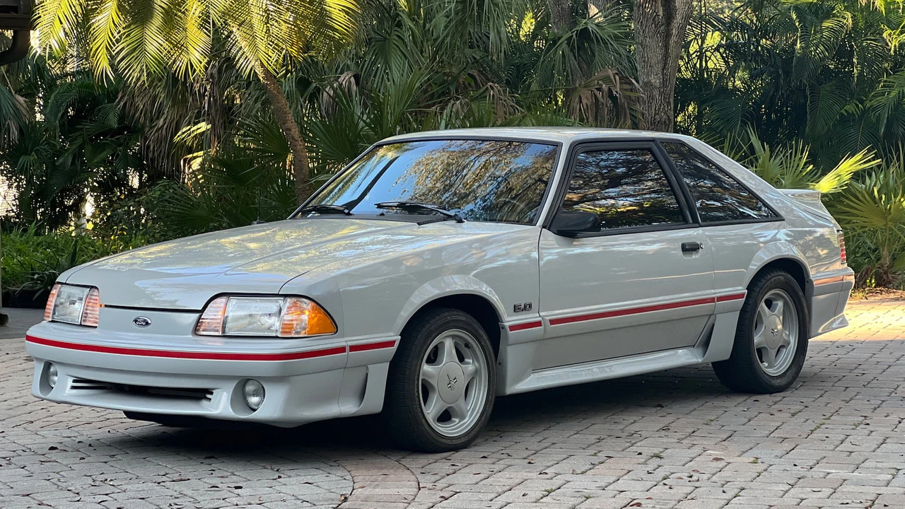 1988 Ford Mustang GT 3rd Gen - Image 16 of 17