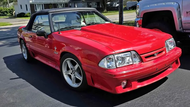 1988 Ford Mustang GT Convertible 2D
