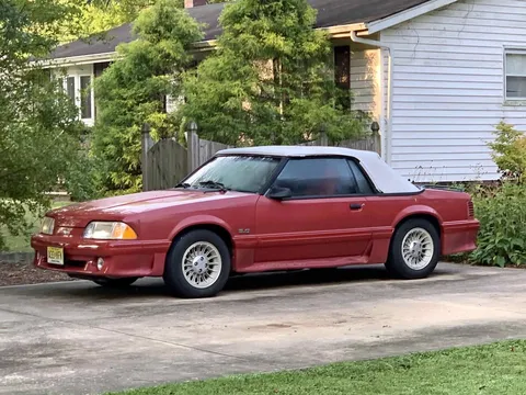 1988 Ford Mustang GT Convertible 2D