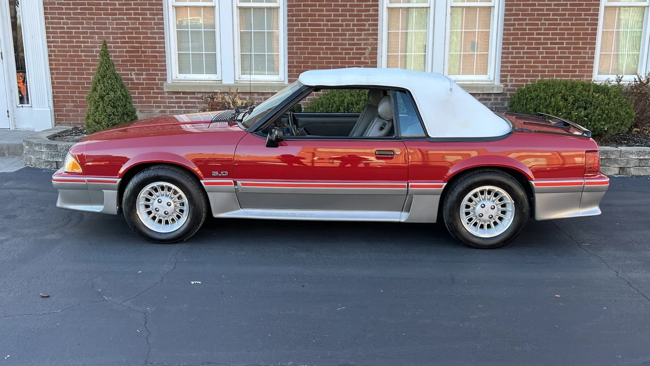 1988 Ford Mustang GT 3rd Gen - Image 11 of 12