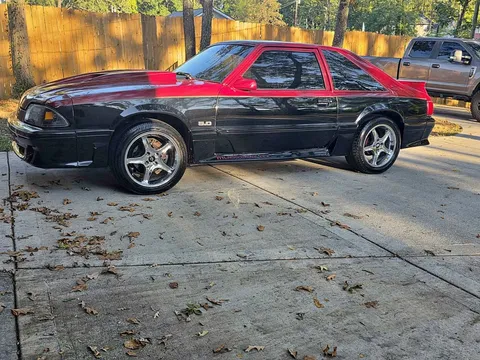 1988 Ford Mustang GT Coupe 2D
