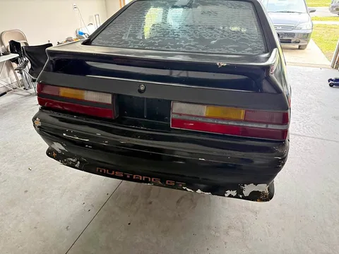 1988 Ford Mustang GT Hatchback 2D