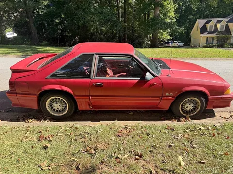 1988 Ford Mustang GT Hatchback 2D